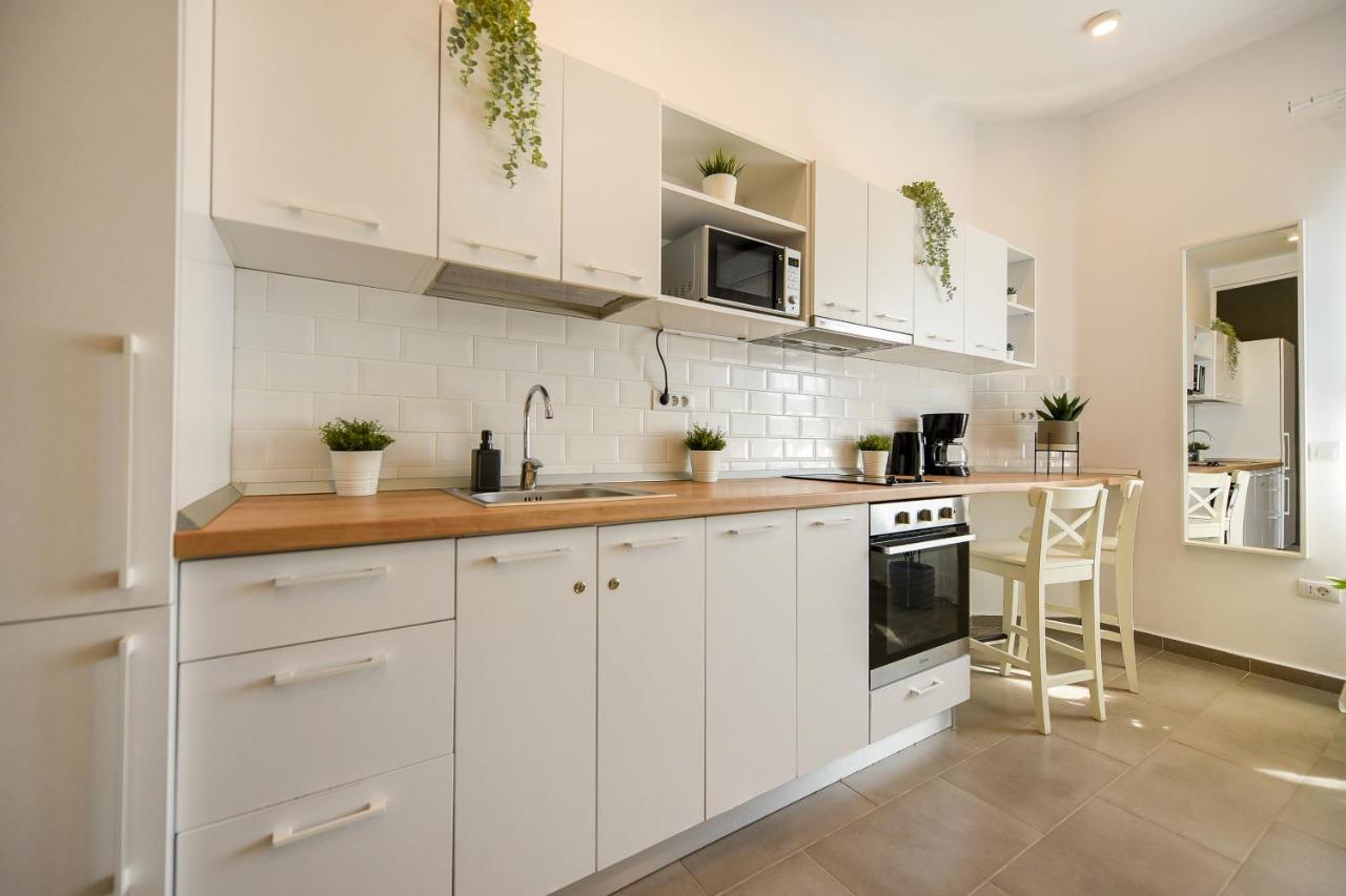 Classy Comfort - Chic Studio On Regina Elisabeta 부쿠레슈티 외부 사진