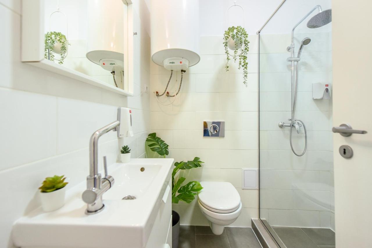 Classy Comfort - Chic Studio On Regina Elisabeta 부쿠레슈티 외부 사진
