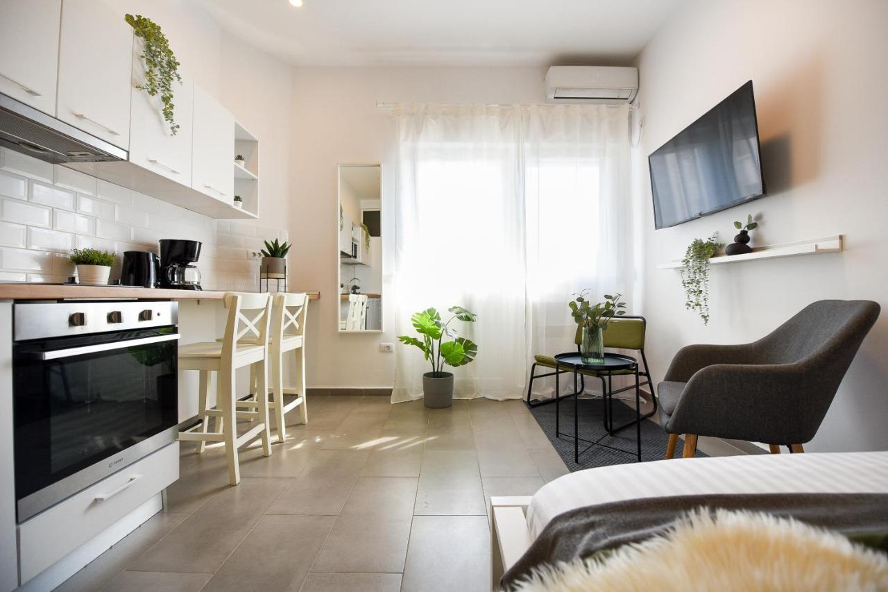 Classy Comfort - Chic Studio On Regina Elisabeta 부쿠레슈티 외부 사진